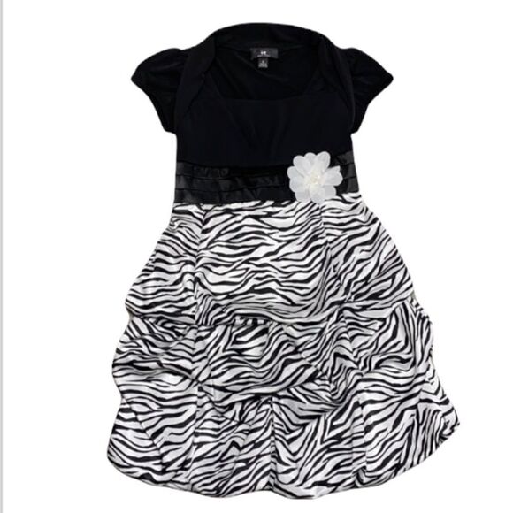 IZ Amy Byer Zebra Print S/S tiered Dress size 12 - Picture 1 of 7